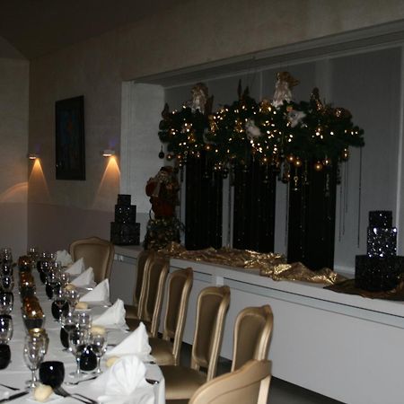 Hotel Shamrock Tielt Εξωτερικό φωτογραφία